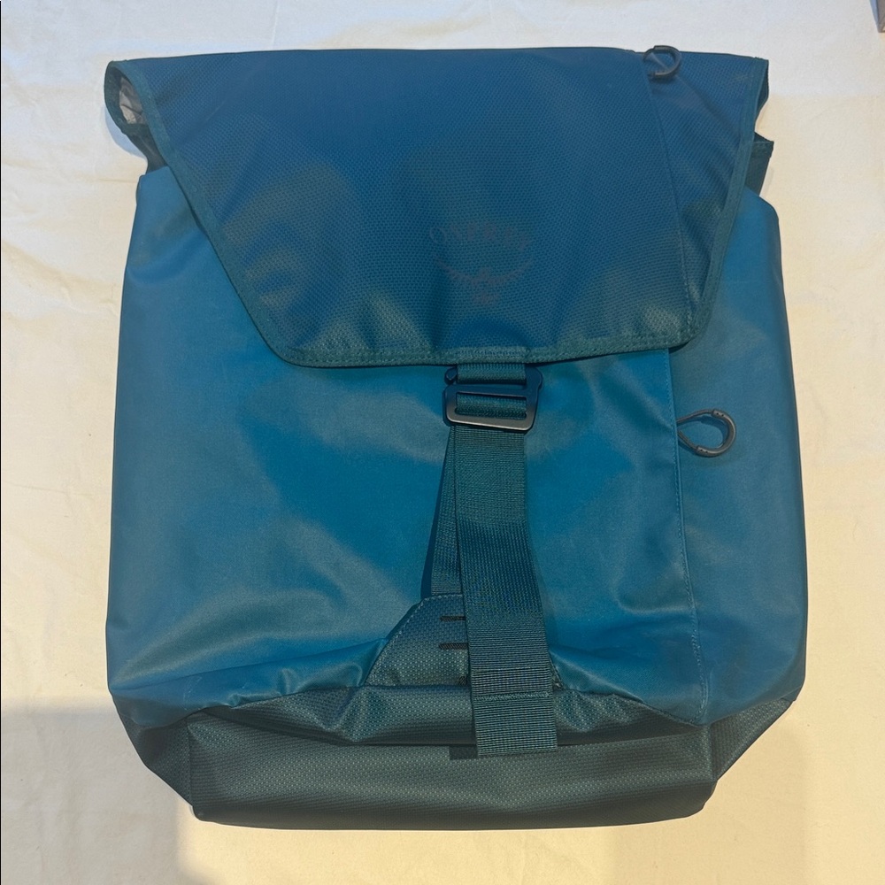 Women’s Waterproof Transporter Backpack